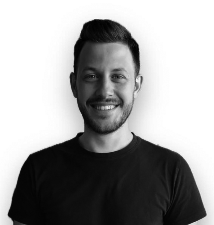 Edoardo Bonello (692×728 bianco e nero)