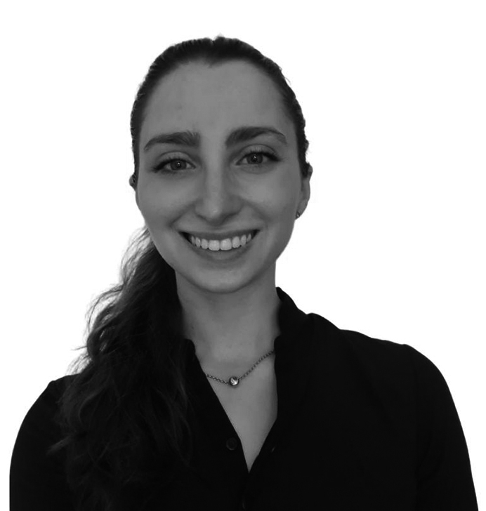 Ilaria Tozzi (692×728 bianco e nero)